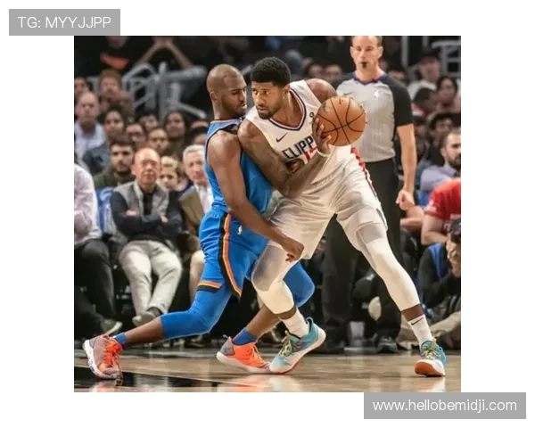 朱利叶斯·兰德尔挡拆进攻提升得分效率，拉开与前赛季差距明显